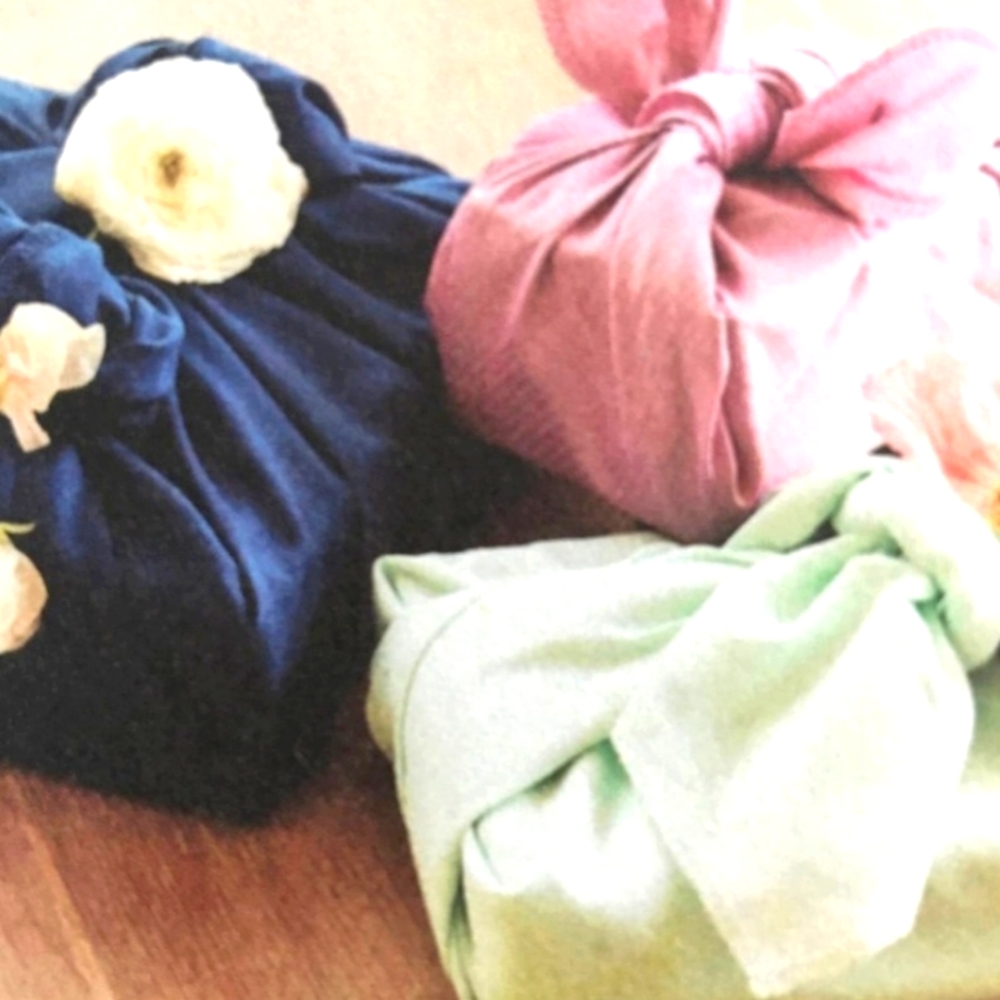 To The Market Ethically Made Sustainably Sourced Reusable Gift Wrap Cloths NIB